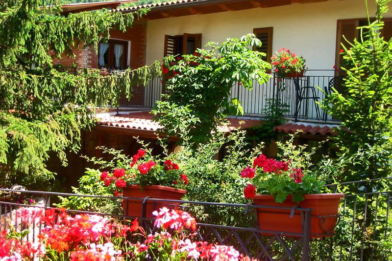 Agriturismo La Casa Del Ghiro Pimonte Exterior foto